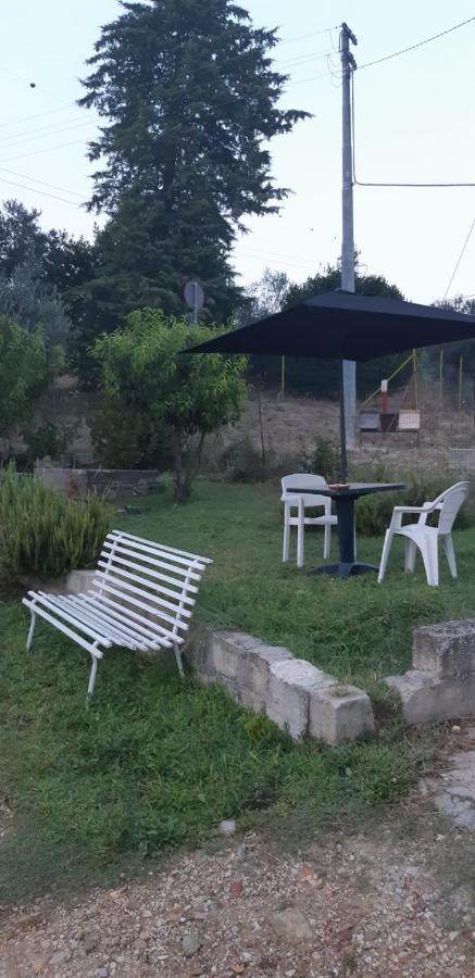 Il Glicine Bed & Breakfast Chieti Bagian luar foto